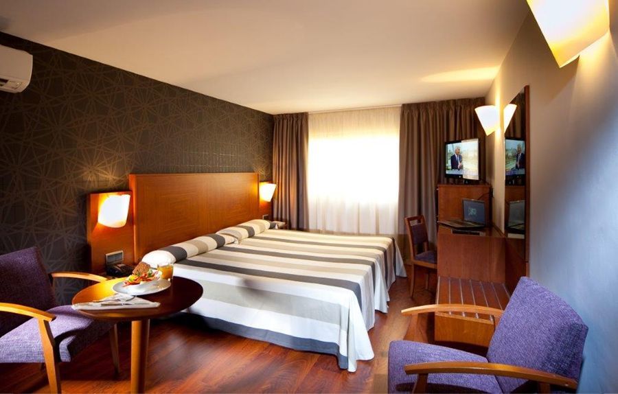 Hotel Torreluz Centro 3*